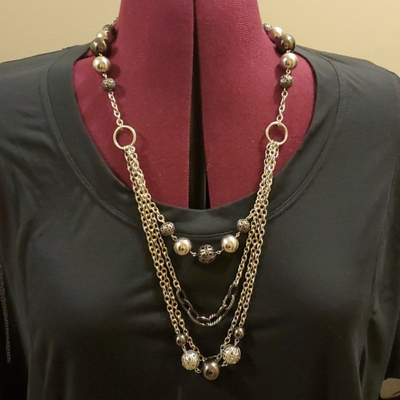 Women's multi-strand necklace - Picture 1 of 3